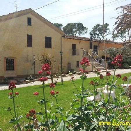 Гостевой дом "La Grancia" Country House Treia Экстерьер фото